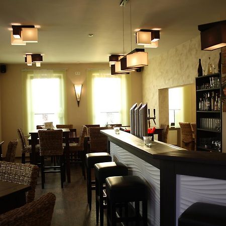 Hotel - Bistro - 3-Eck Merchweiler Eksteriør bilde